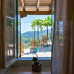 Kantounia Stonehouse Vila *